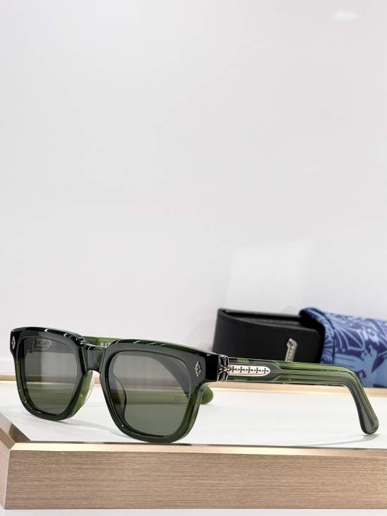 Picture of Chrome Hearts Sunglasses _SKUfw77670276fw